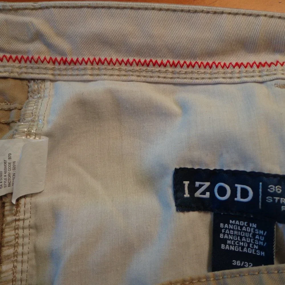 IZOD Saltwater Straight Fit Chino Pants 36W x 32L Khaki Zip/Button Closure